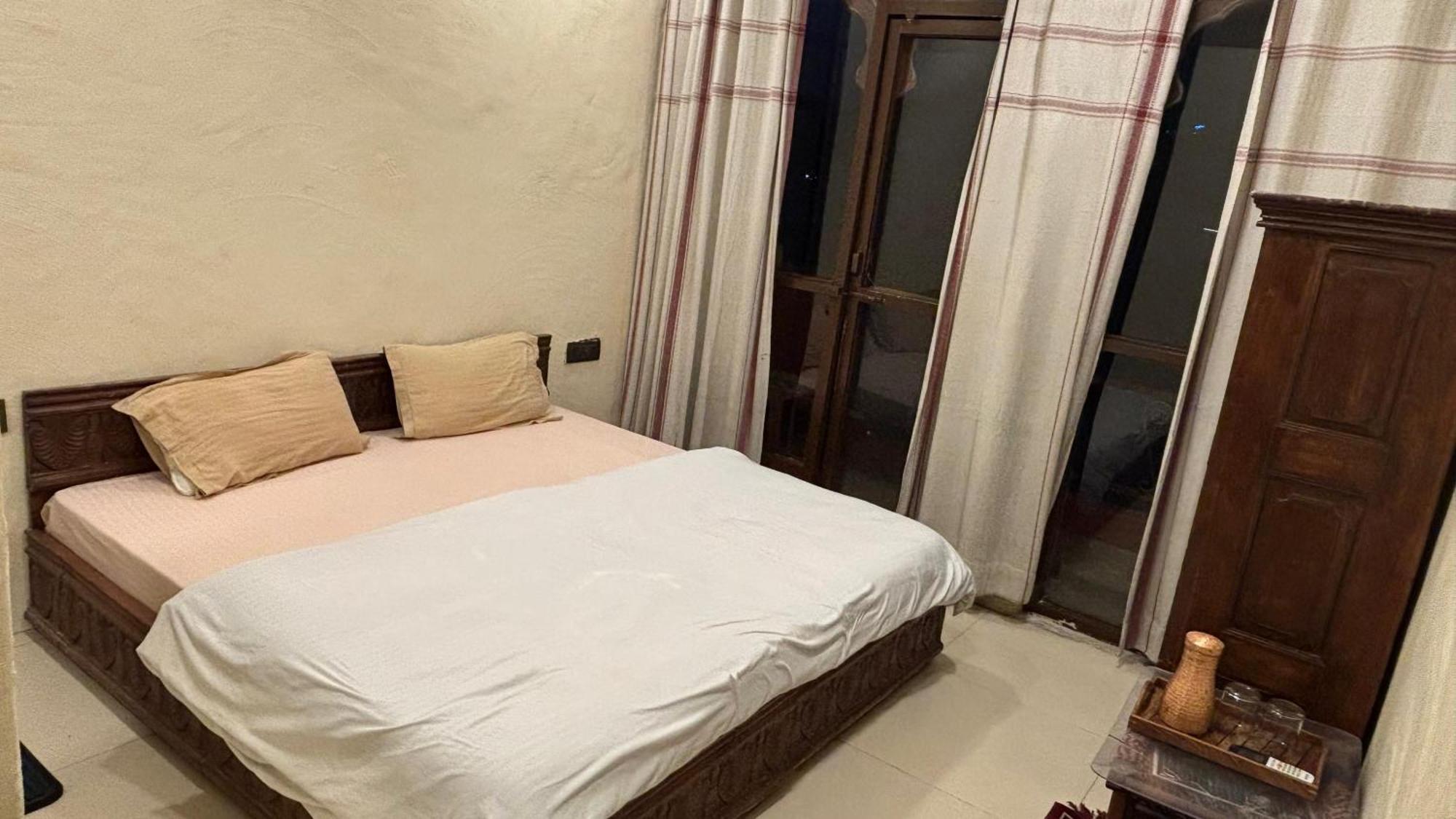 Hotel Vedic Dham Ganga Rishīkesh Zewnętrze zdjęcie